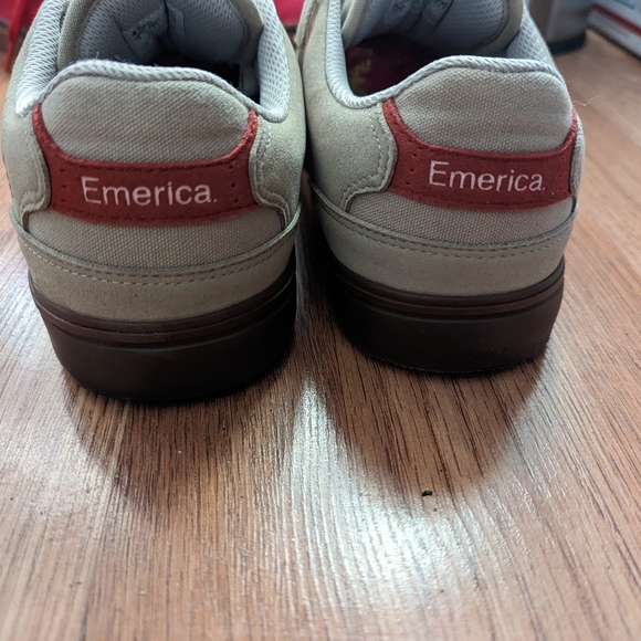 Emerica, Shoes for men, Size 9.5 - Picture 4 of 7